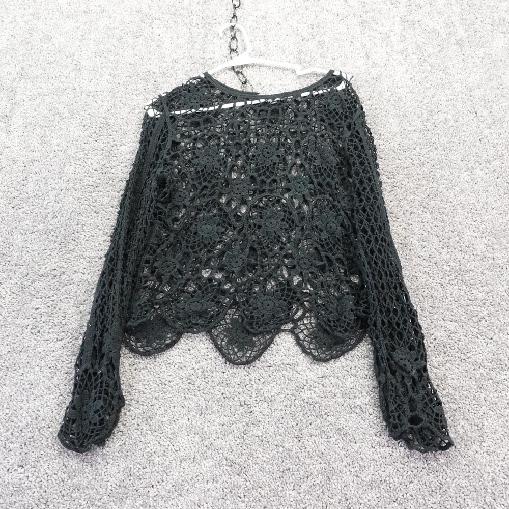 American Flirt Crochet Top Womens Medium Black Floral Lace Long Sleeve Scallop